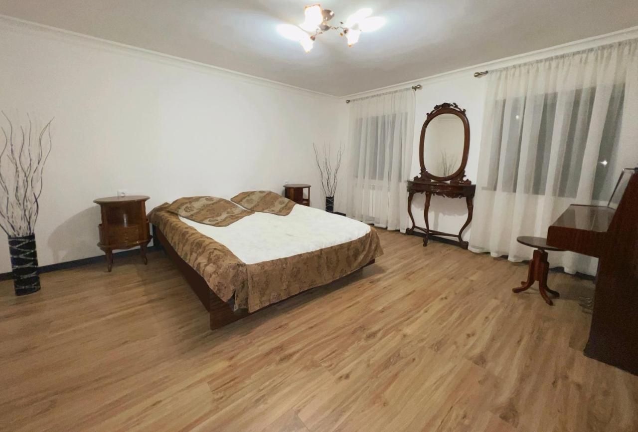 Apartament Cosy flat Erywań Zewnętrze zdjęcie